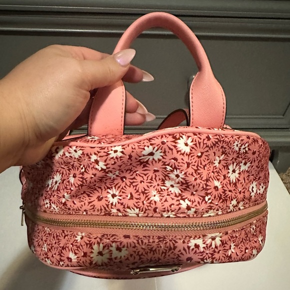 Michael Kors EUC Abbey Pink and White Floral Canvas and Leather Backpack - Picture 5 of 17
